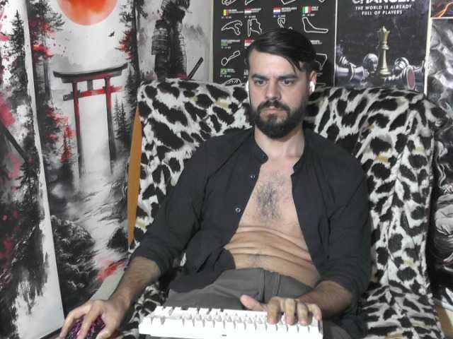 Live sex webcam photo for 00george #292365528