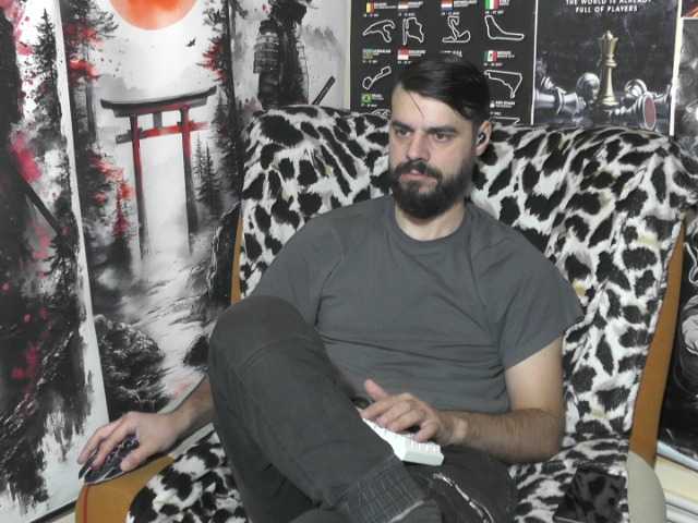 Live sex webcam photo for 00george #292399416