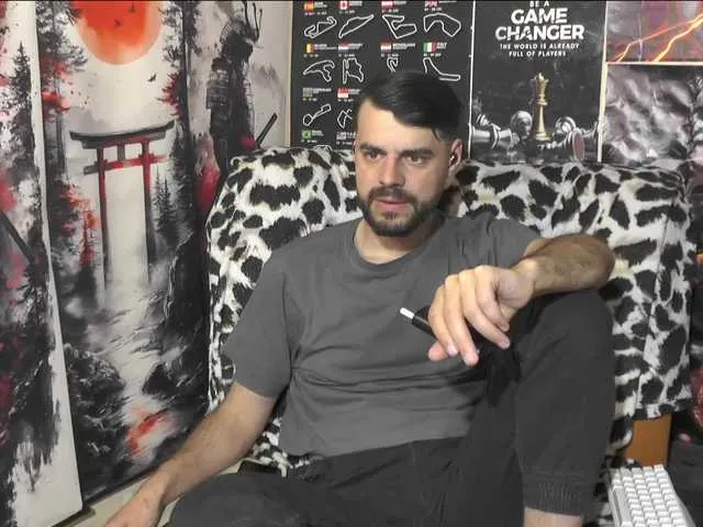 Live sex webcam photo for 00george #293429315