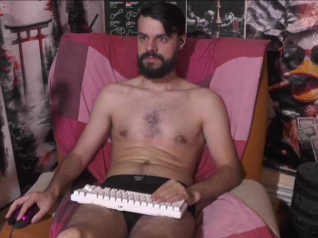 Live sex webcam photo for 00george #294041649
