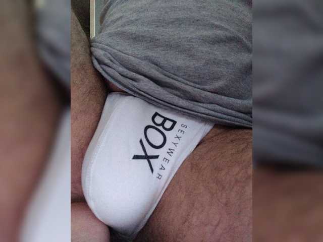 Live sex webcam photo for 00loshka00 #278145538