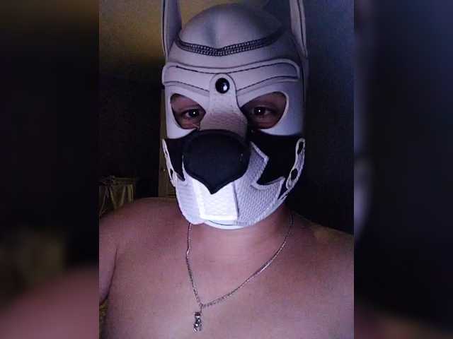 Live sex webcam photo for 00loshka00 #288118584