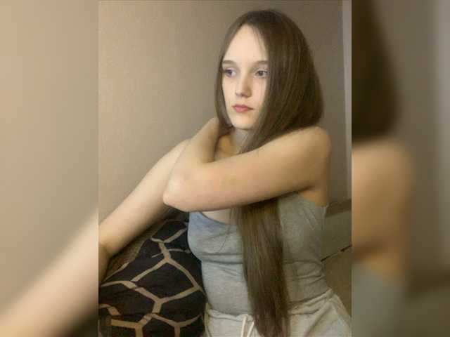 Live sex webcam photo for 1-Di-1 #277573316