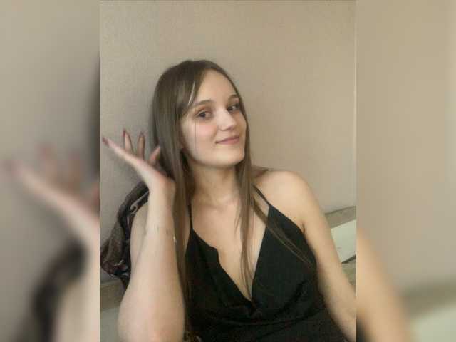 Live sex webcam photo for 1-Di-1 #277767825