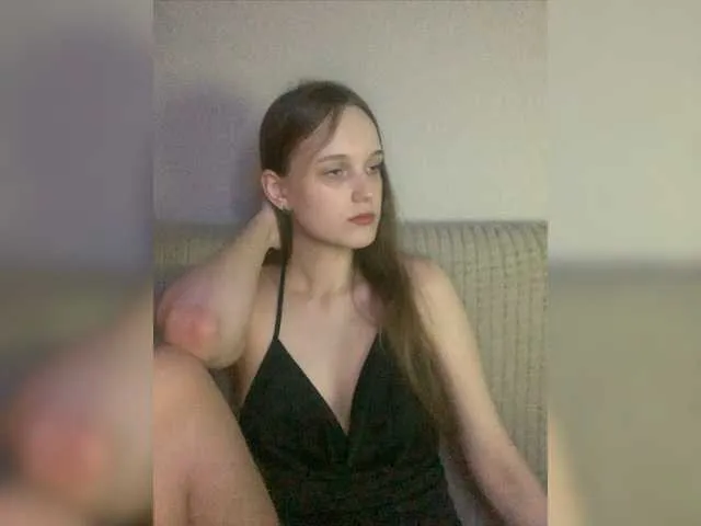 Live sex webcam photo for 1-Di-1 #277994037