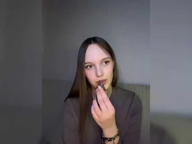 Live sex webcam photo for 1-Di-1 #290407925