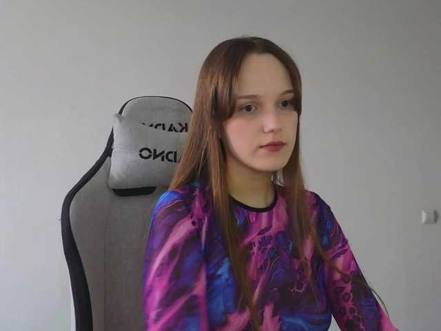 Live sex webcam photo for 1-Di-1 #291332262