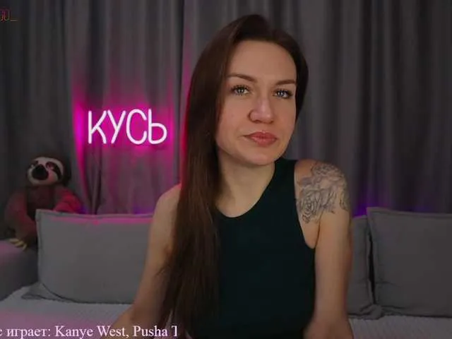 Live sex webcam photo for 1-x #290517580