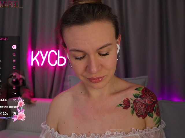 Live sex webcam photo for 1-x #291422176