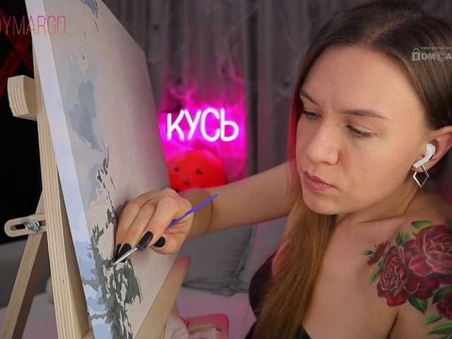 Live sex webcam photo for 1-x #292187325