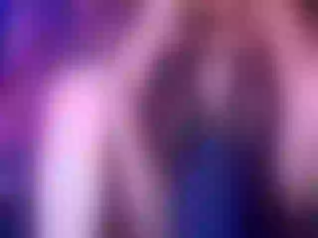 Live sex webcam photo for 11NCHSELFSUCKTS #276186057