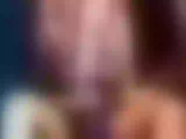 Live sex webcam photo for 11NCHSELFSUCKTS #276733192