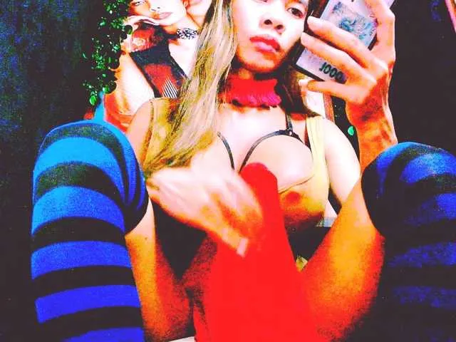 Live sex webcam photo for 11NCHSELFSUCKTS #276791794