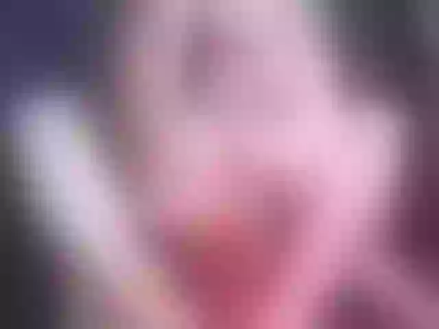 Live sex webcam photo for 11NCHSELFSUCKTS #277293114