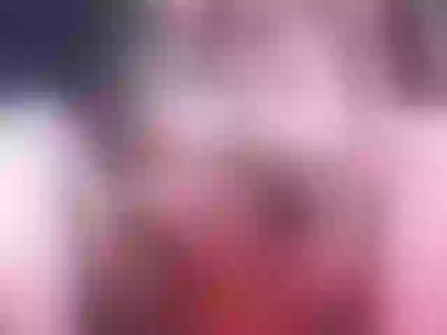 Live sex webcam photo for 11NCHSELFSUCKTS #277340280