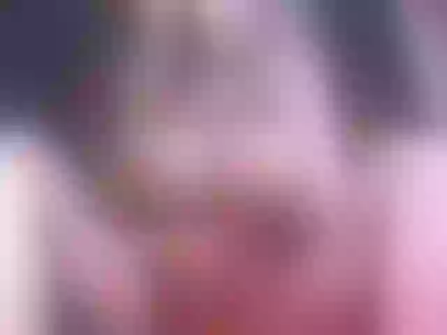 Live sex webcam photo for 11NCHSELFSUCKTS #277361264