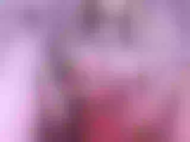 Live sex webcam photo for 11NCHSELFSUCKTS #277423738