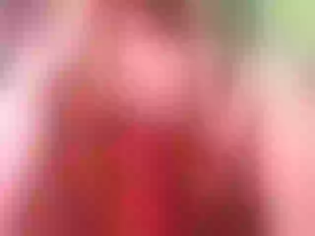 Live sex webcam photo for 11NCHSELFSUCKTS #290232126