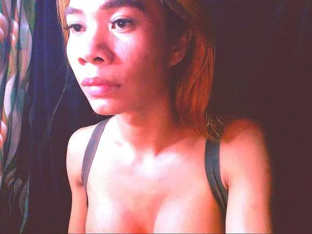 Live sex webcam photo for 11NCHSELFSUCKTS #290243115
