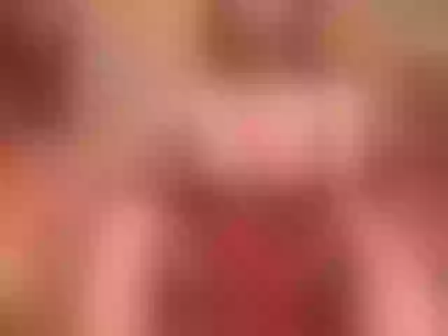 Live sex webcam photo for 11NCHSELFSUCKTS #292049937