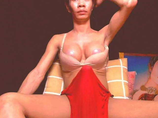 Live sex webcam photo for 11NCHSELFSUCKTS #292293498