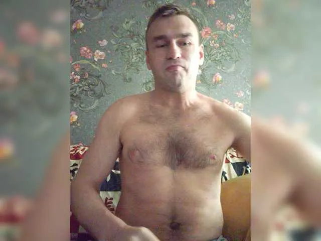 Live sex webcam photo for 123Oksi123 #275843186