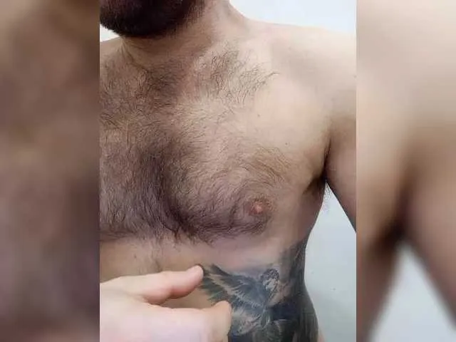 Live sex webcam photo for 123Oksi123 #292112956