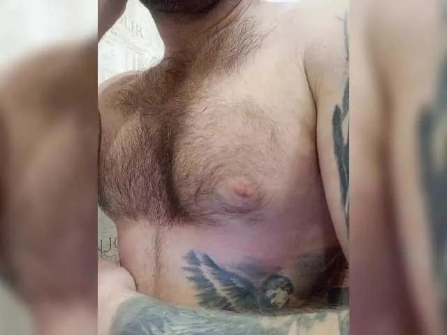 Live sex webcam photo for 123Oksi123 #292222810