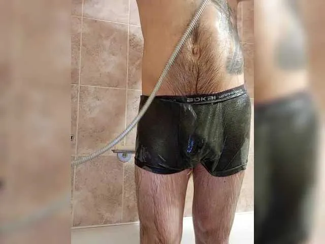 Live sex webcam photo for 123Oksi123 #292263720