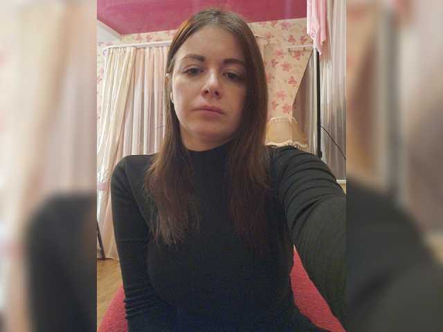 Live sex webcam photo for 17Alisa1717 #272908767