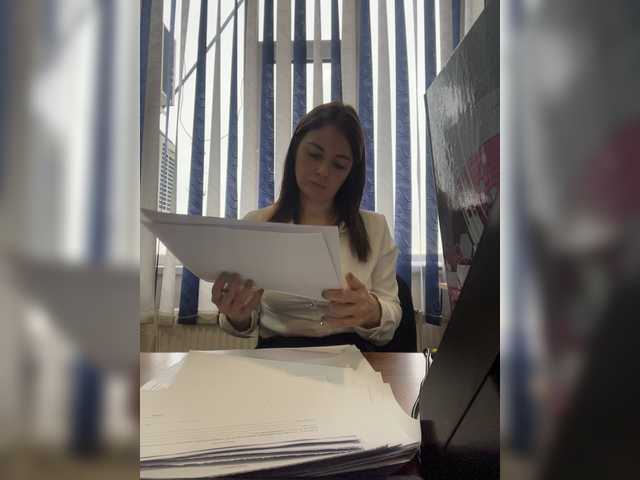 Live sex webcam photo for 17Alisa1717 #273071421