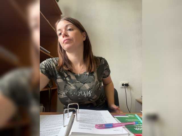 Live sex webcam photo for 17Alisa1717 #273624048