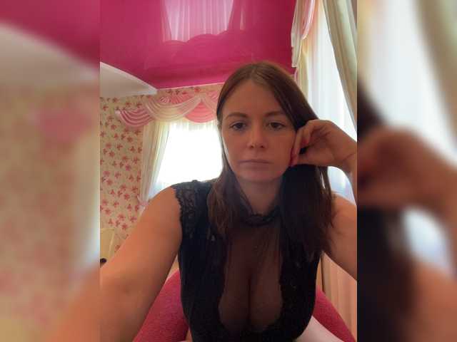 Live sex webcam photo for 17Alisa1717 #273939843