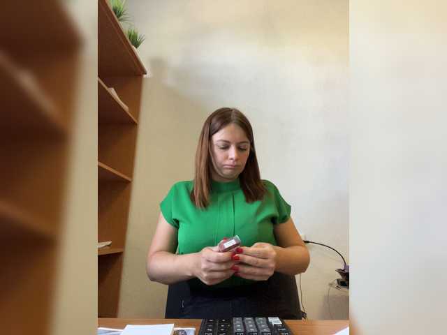 Live sex webcam photo for 17Alisa1717 #273968186