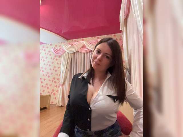 Live sex webcam photo for 17Alisa1717 #274188563