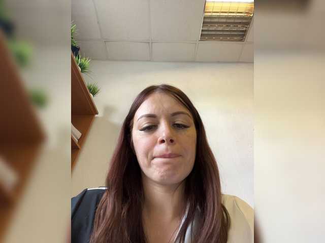 Live sex webcam photo for 17Alisa1717 #274602390