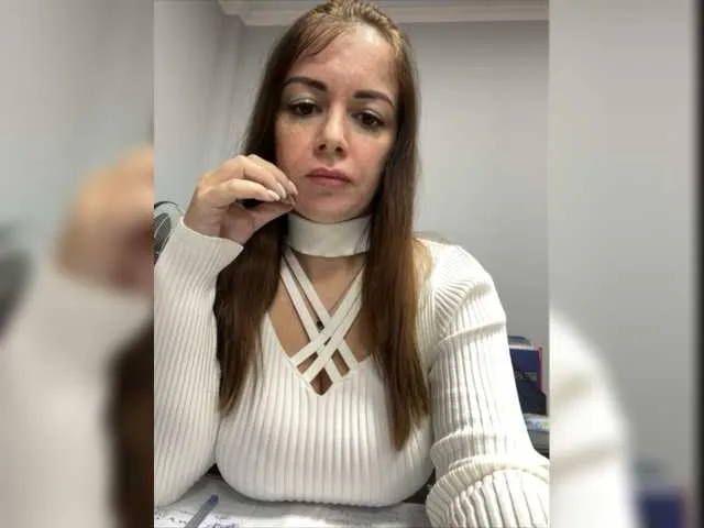 Live sex webcam photo for 17Alisa1717 #276717715