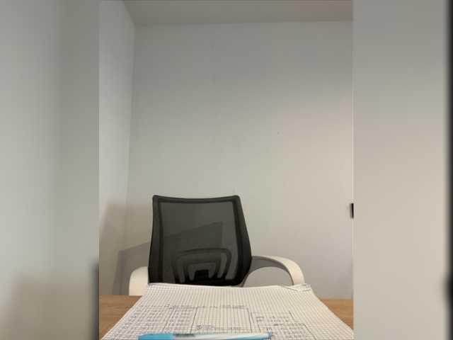 Live sex webcam photo for 17Alisa1717 #277125111