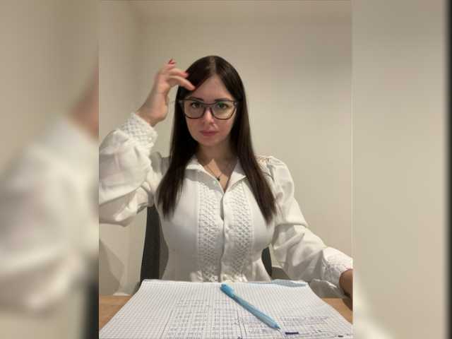 Live sex webcam photo for 17Alisa1717 #277261681