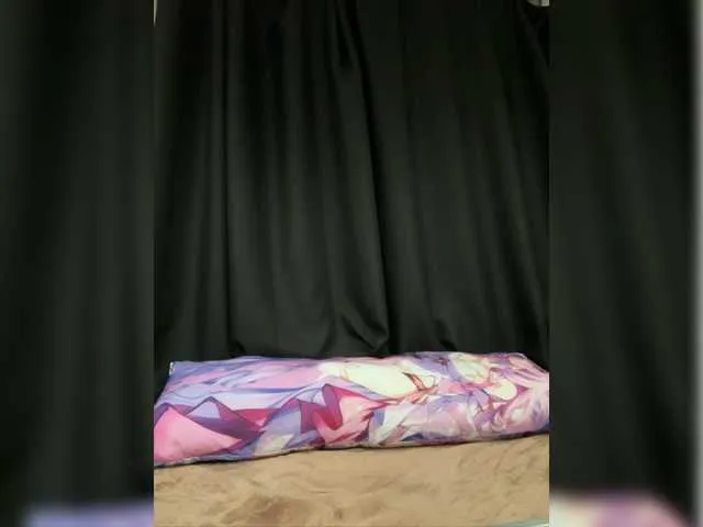 Live sex webcam photo for 17Alisa1717 #278135995