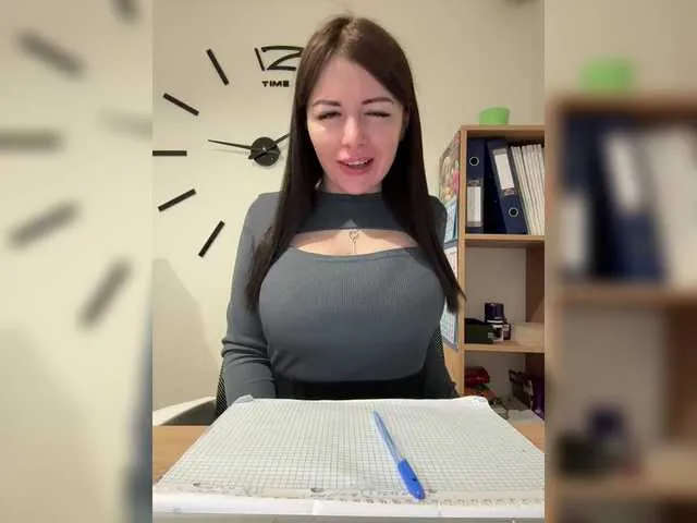 Live sex webcam photo for 17Alisa1717 #290486680