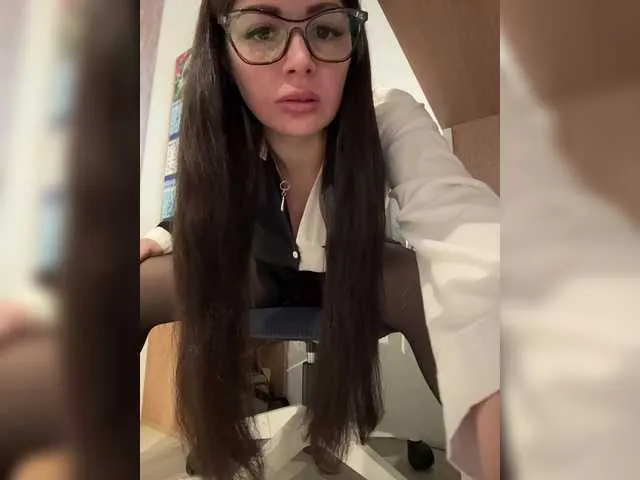 Live sex webcam photo for 17Alisa1717 #290708898