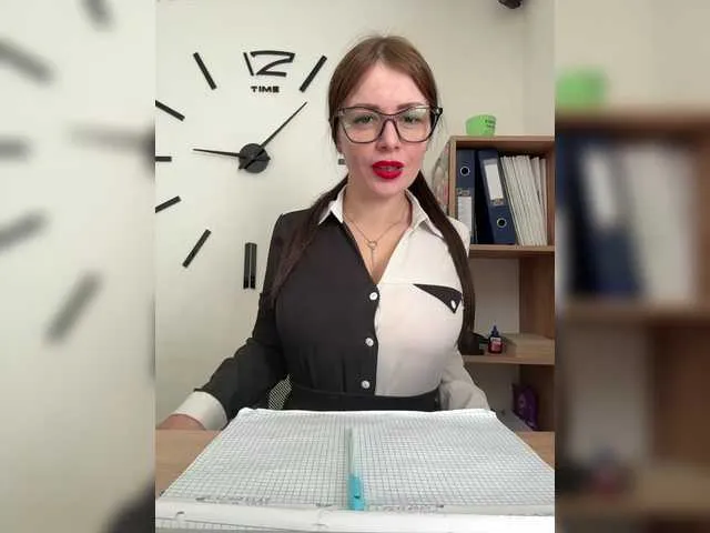 Live sex webcam photo for 17Alisa1717 #290763764