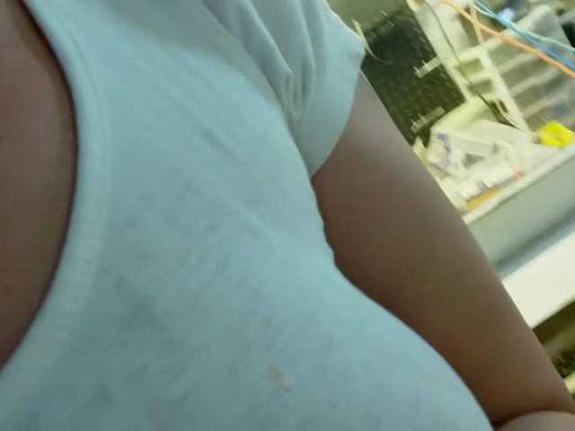 Live sex webcam photo for 1800fckyu #276001156