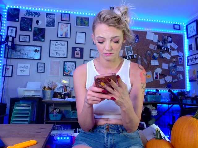 Live sex webcam photo for 1800fckyu #276303127