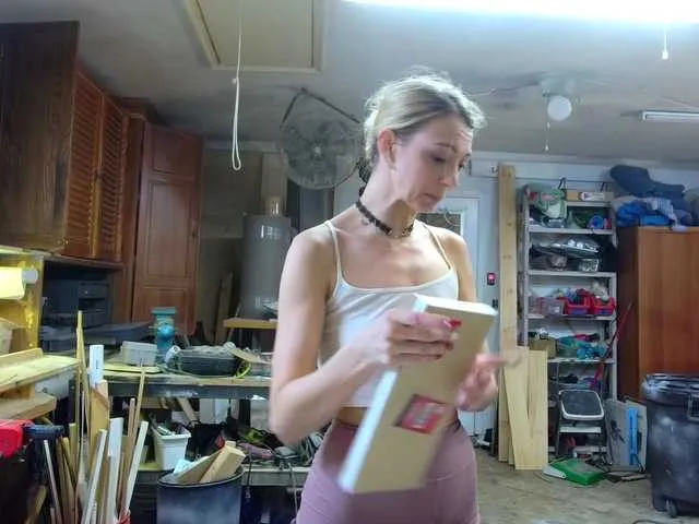 Live sex webcam photo for 1800fckyu #276989527