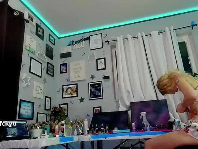 Live sex webcam photo for 1800fckyu #277453681