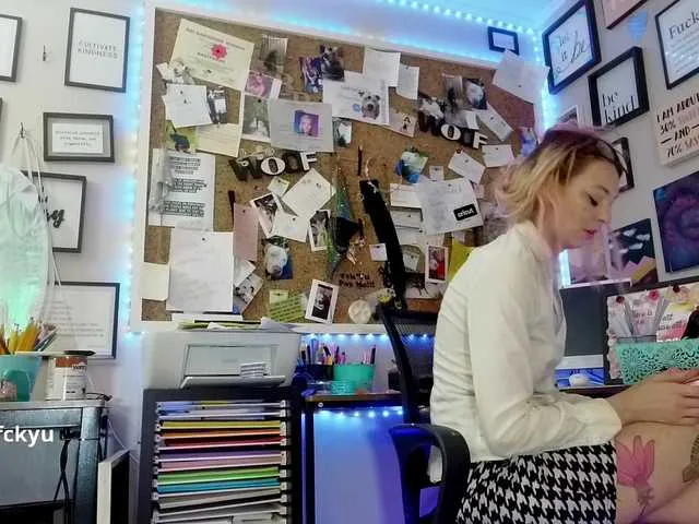 Live sex webcam photo for 1800fckyu #277488616