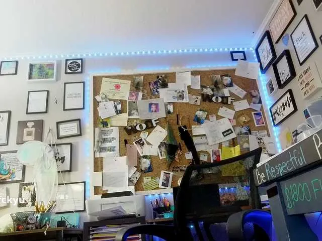 Live sex webcam photo for 1800fckyu #277521544