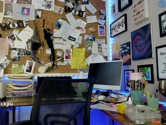 Live sex webcam photo for 1800fckyu #277527597